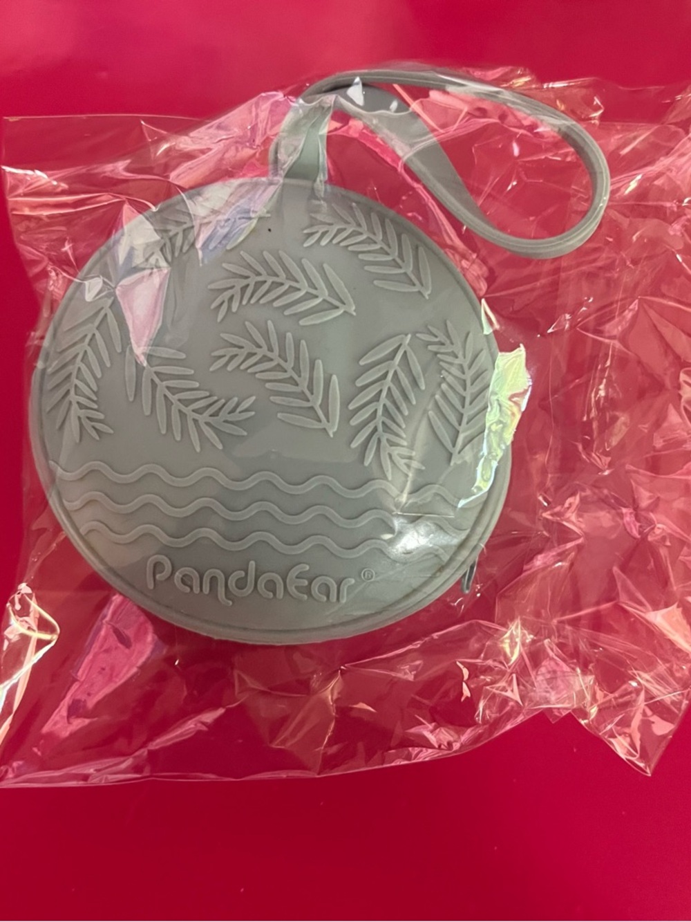 PandaEar Round Silicone Pacifier Holder Green, Beige, Blue - Picture 2 of 4